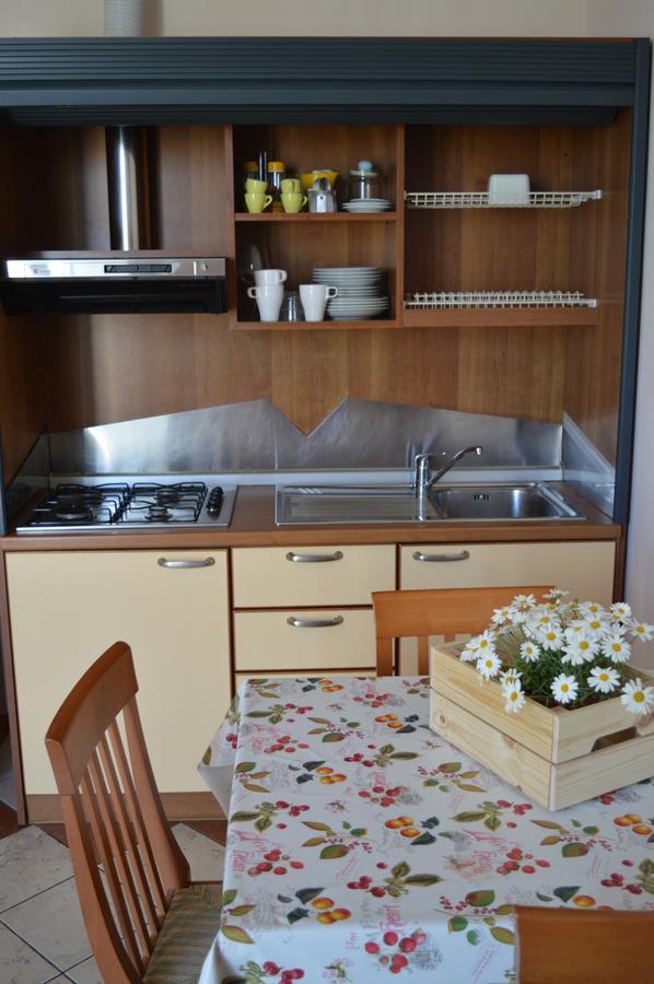 Residenza Villa Margherita Римини Екстериор снимка