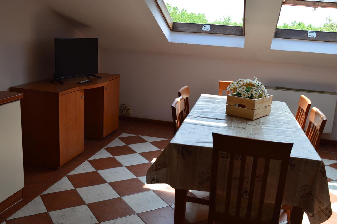 Residenza Villa Margherita Римини Екстериор снимка