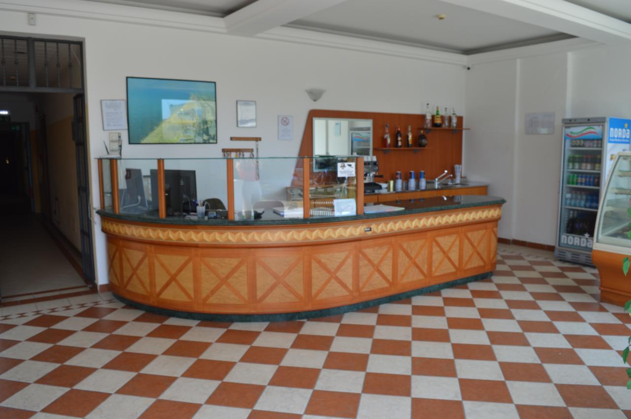 Residenza Villa Margherita Римини Екстериор снимка