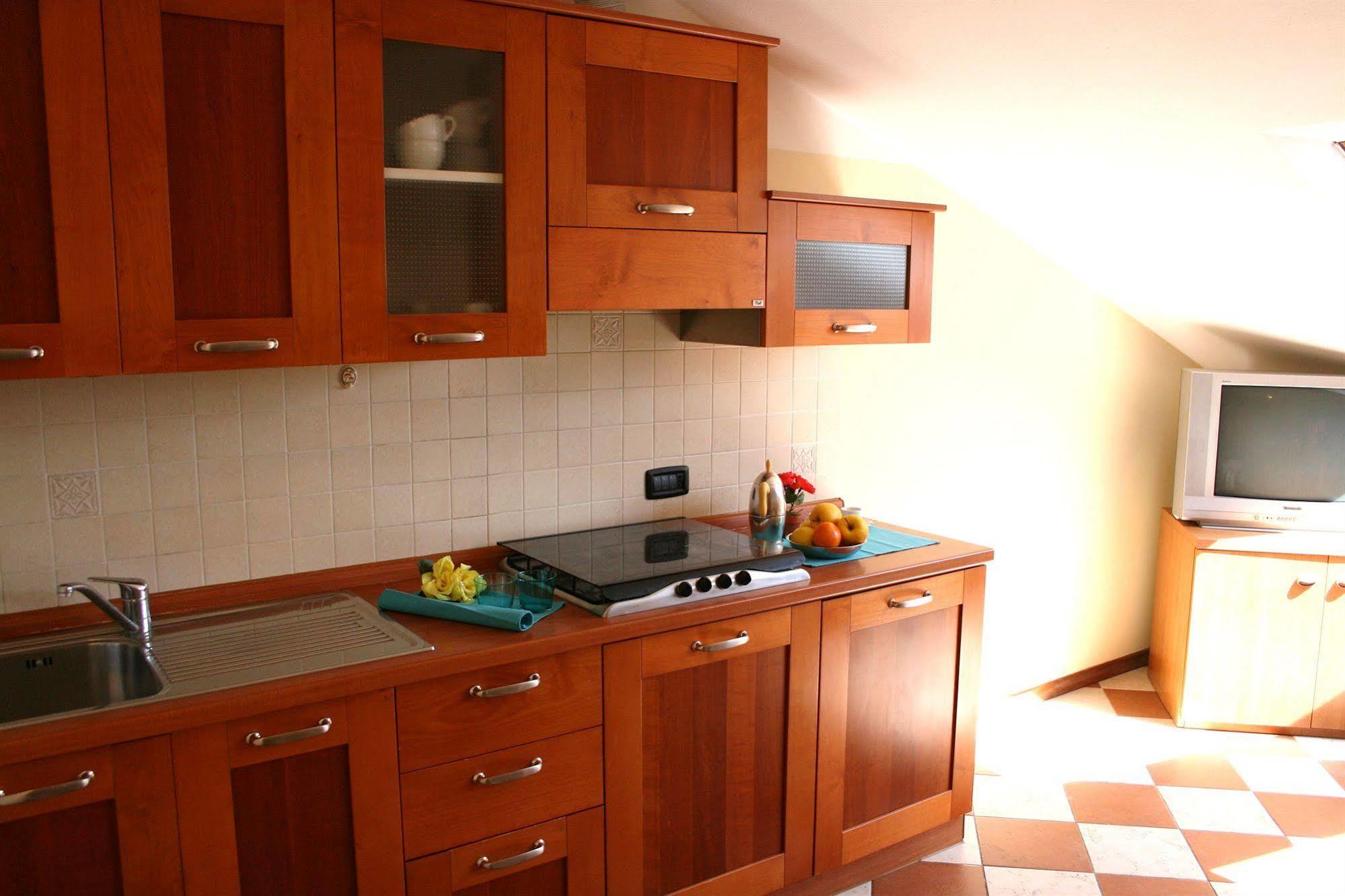 Residenza Villa Margherita Римини Екстериор снимка